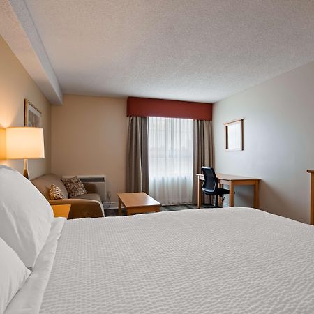 Best Western Smiths Falls Hotel Buitenkant foto