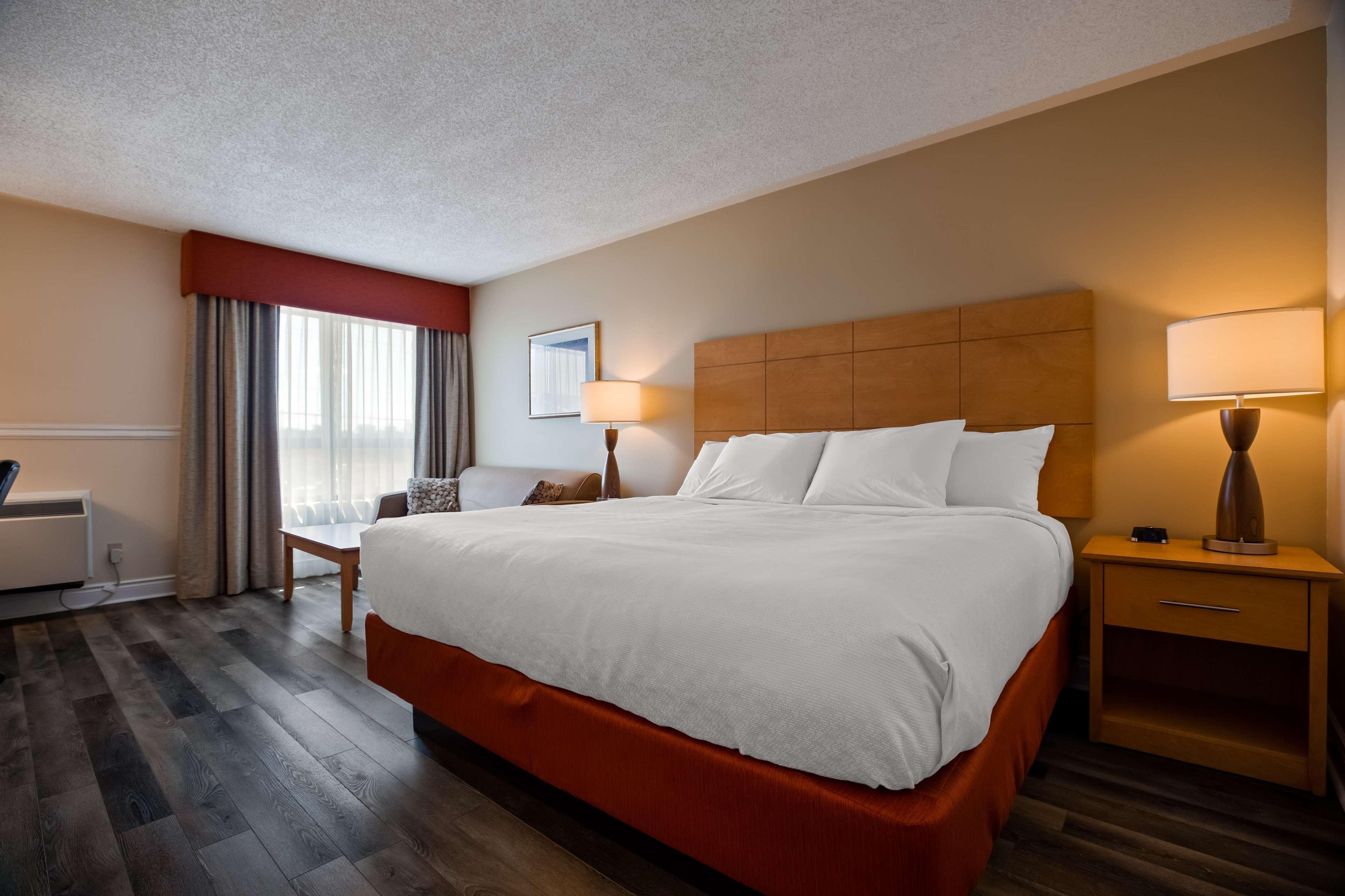Best Western Smiths Falls Hotel Buitenkant foto