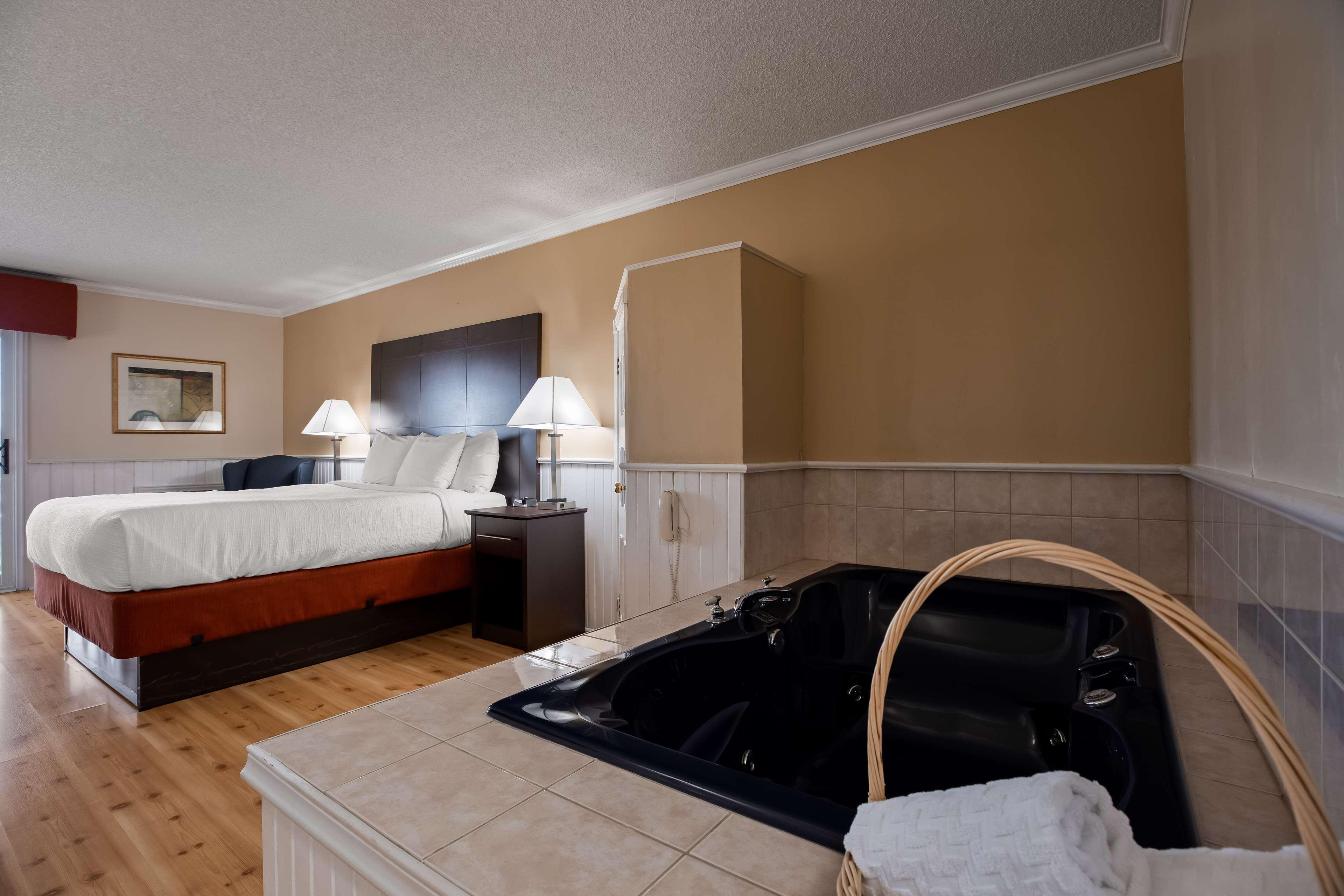 Best Western Smiths Falls Hotel Buitenkant foto